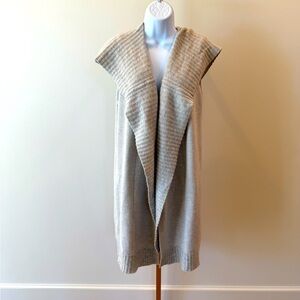 Duffy hooded sweater vest size L